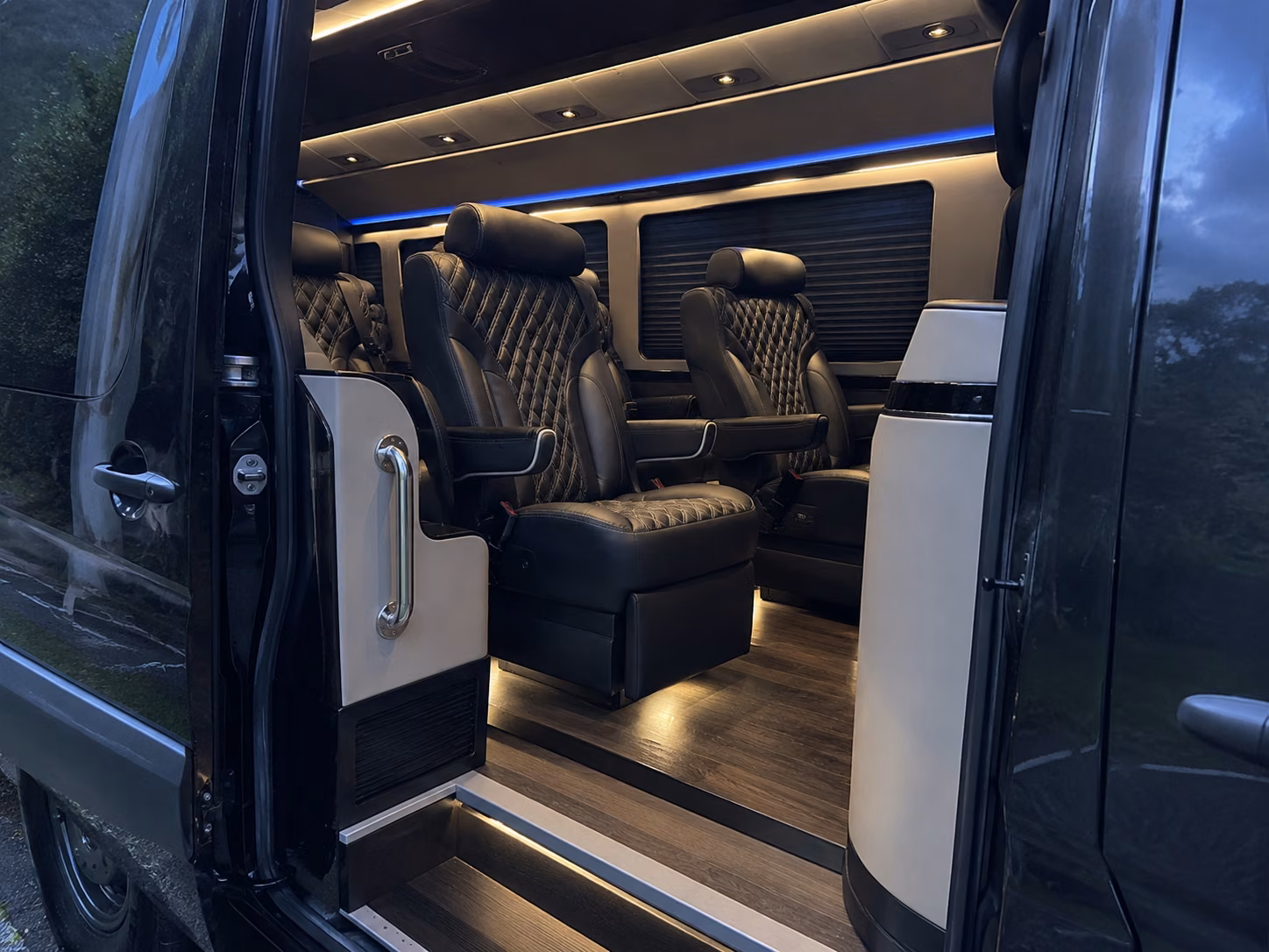 auburn corporate event transportation