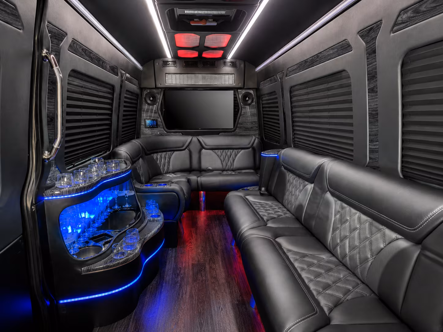 it s easier than ever to arrange airport transfers to sea for business travelers