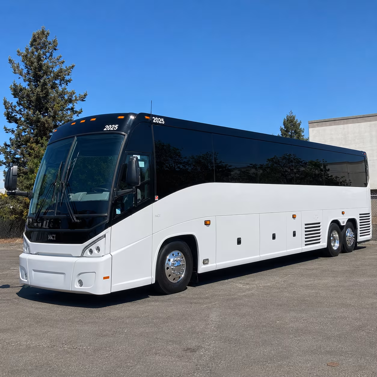 shuttle buses to emerald downs races and auburn community events